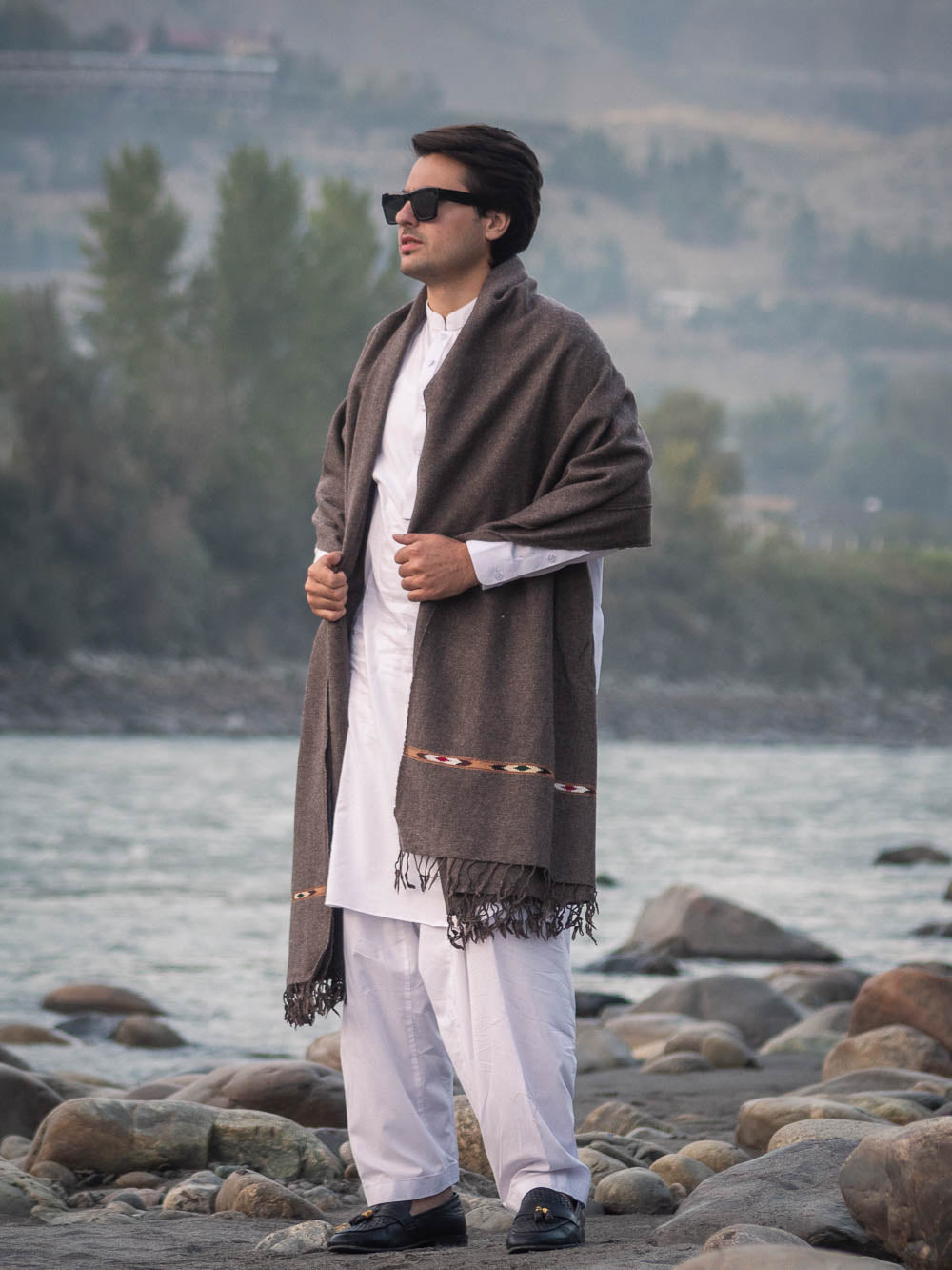 Pure Sheep Wool Shawl - Dark Brown with Artistic Border - Chitral Wool