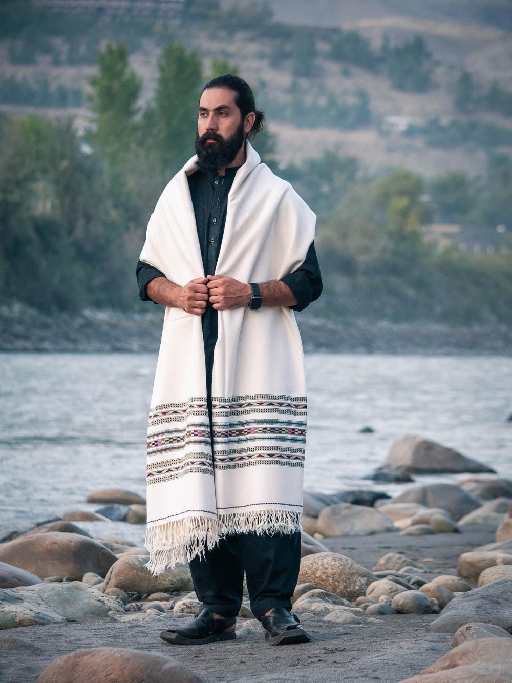Chitral Heritage Woolen Shawl - Classic White with Multicolor Border - Chitral Wool