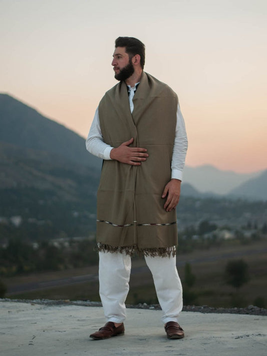 men wearing handwoven men's shawl in angora color