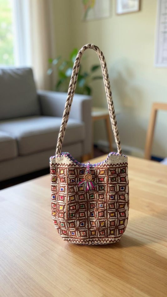 Handmade Embroidered Woolen Handbag for Women - Chitral Wool